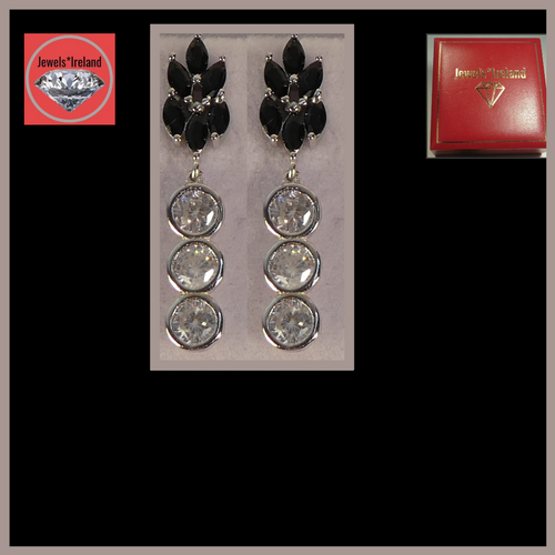 Elegant mix of shape earrings