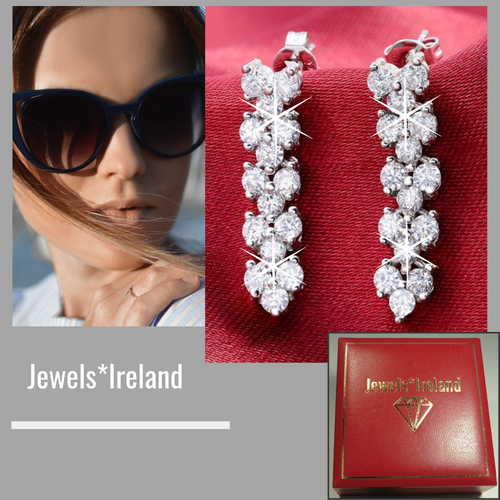jewelirelnd dangle earrings